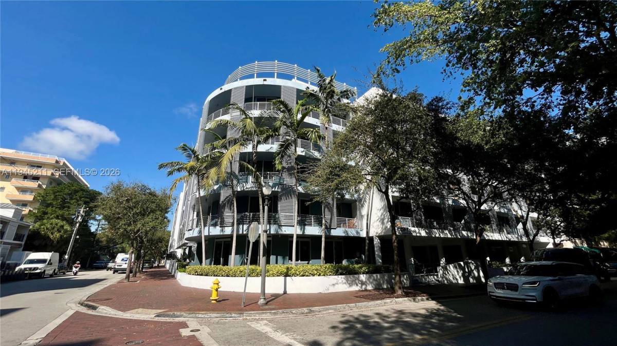 Apartment for rent at 3339 Virginia St, Miami, FL 33133