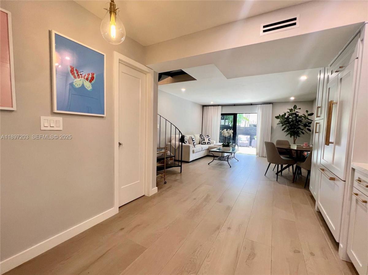 House for rent at 3220 W Trade Ave, Miami, FL 33133
