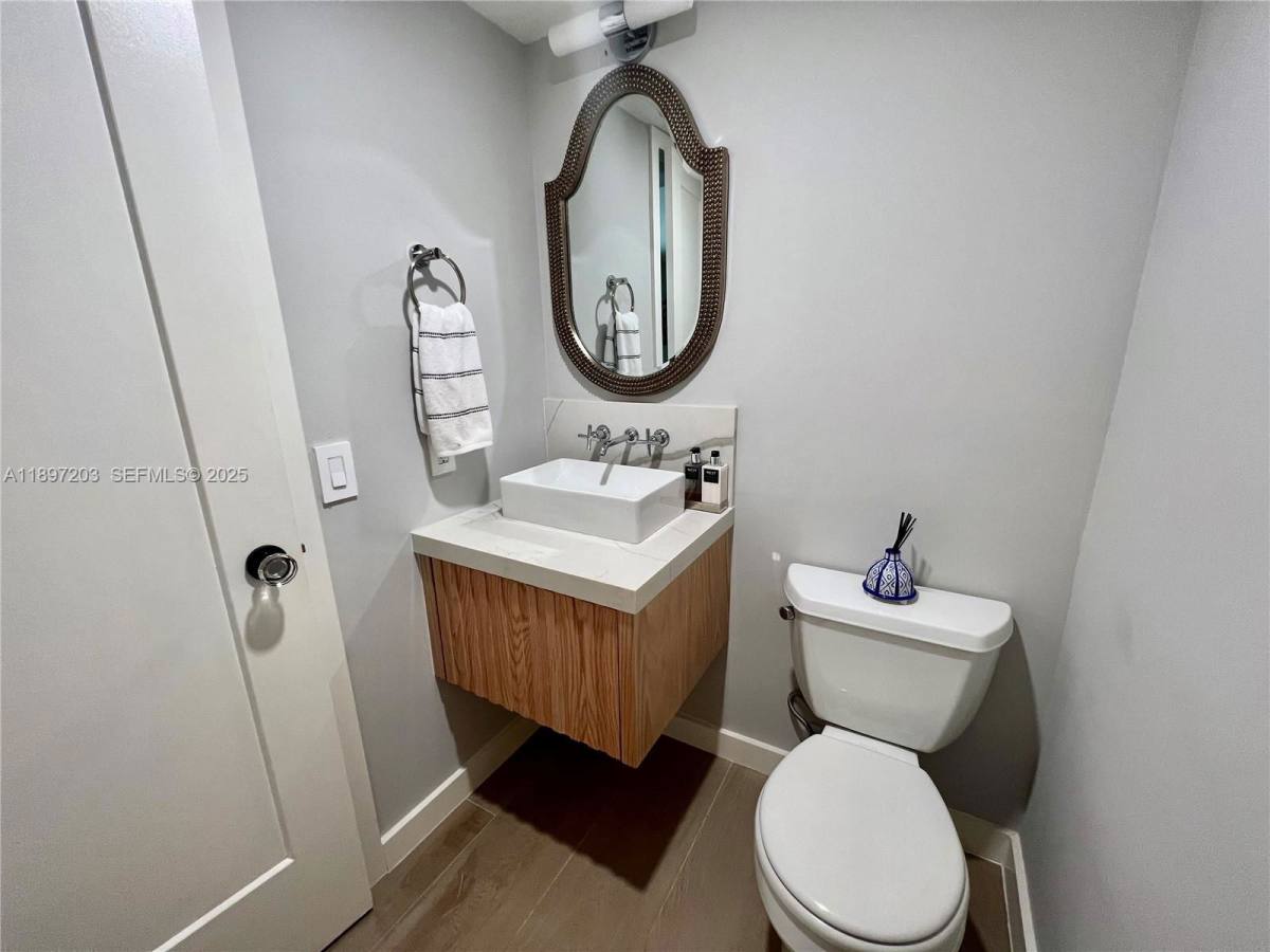 House for rent at 3220 W Trade Ave, Miami, FL 33133
