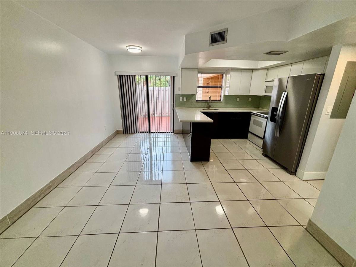 Townhouse for rent at 11820 SW 80th St, Miami, FL 33183