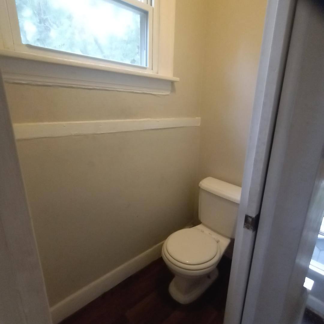 Apartment for rent at 126 Dawes Ave #2, Akron, OH 44302