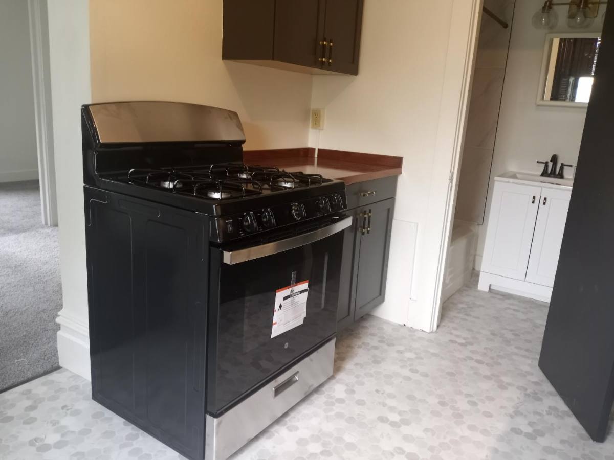 Apartment for rent at 127 Dawes Ave #TAILORED Fox-Cozy VI, Akron, OH 44302