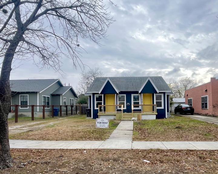 Apartment for rent at 1828 Texas Ave, San Antonio, TX 78228