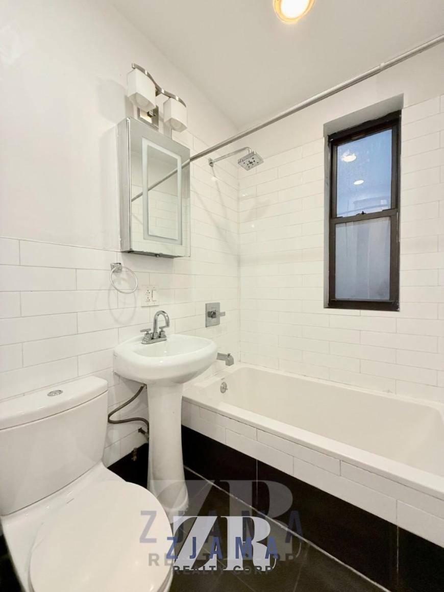 Apartment for rent at 410 Eastern Parkway #2D, Brooklyn, NY 11225