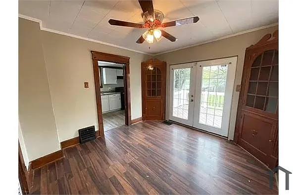 House for rent at 878 Clark St, Akron, OH 44306