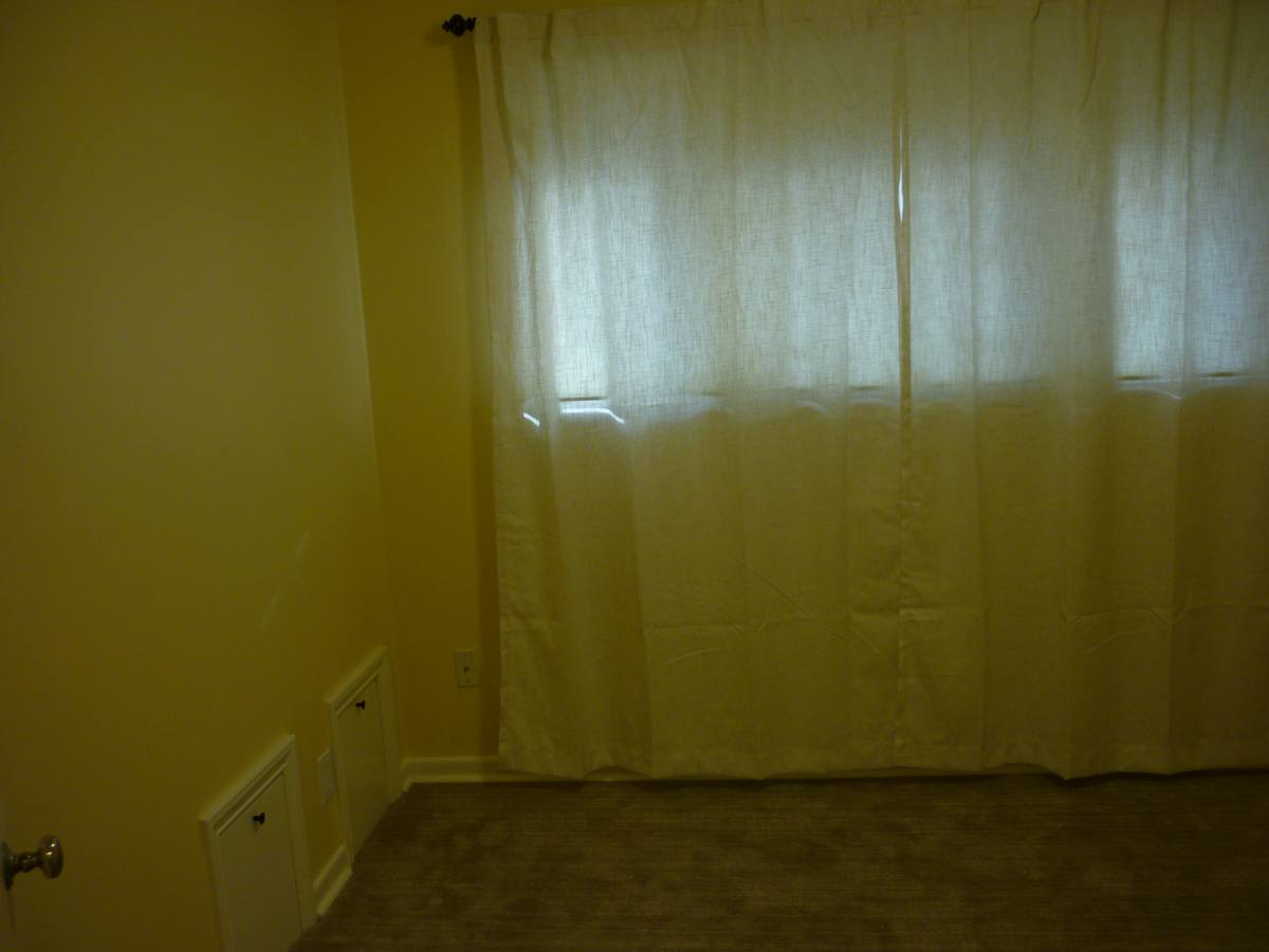 Townhouse for rent at 12509 26th Ave NE, Seattle, WA 98125