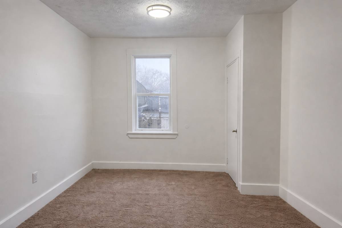 Townhouse for rent at 2195 E 73rd St, Cleveland, OH 44103