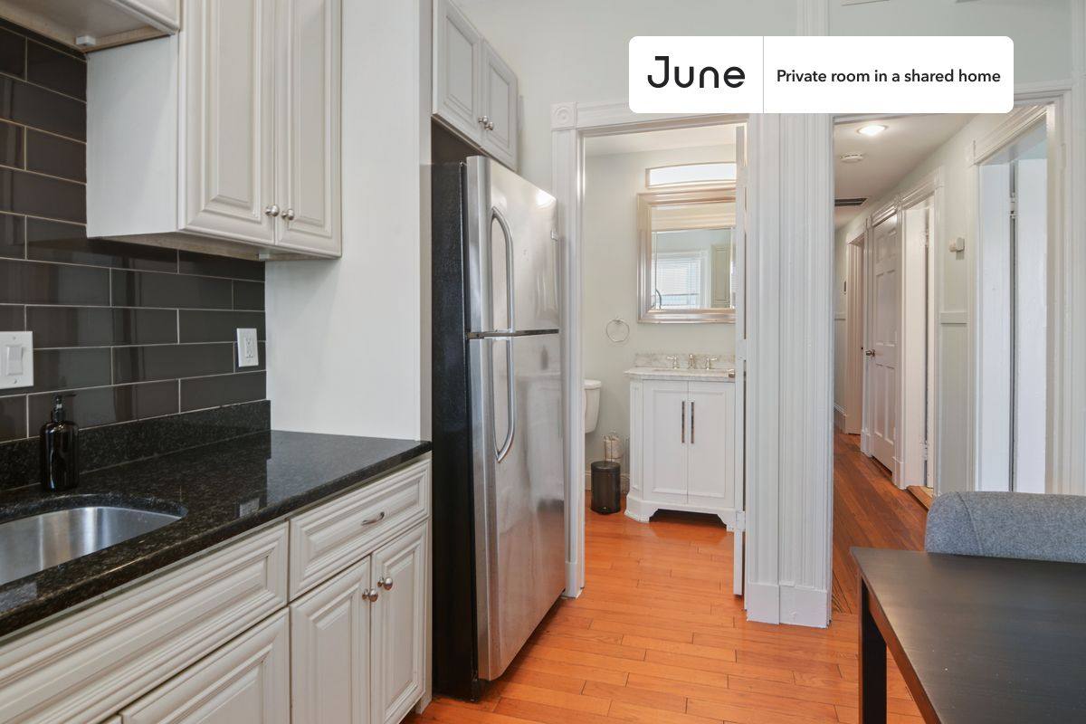 Apartment for rent at 11 Linden St #B, Allston, MA 02134