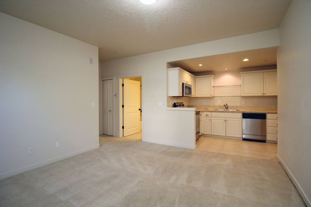 Condo for rent at 690 NE Adwick Dr, Beaverton, OR 97006