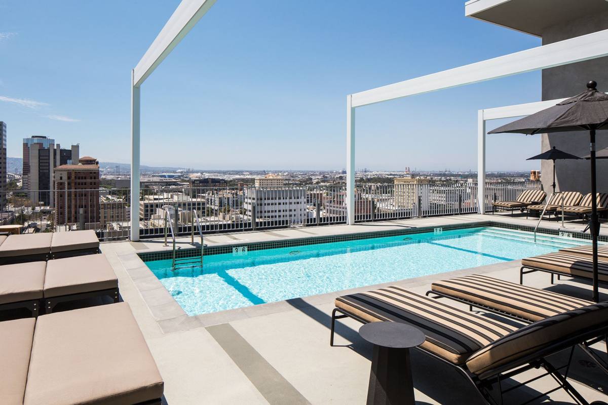 Apartment for rent at 100 Long Beach Blvd, Long Beach, CA 90802
