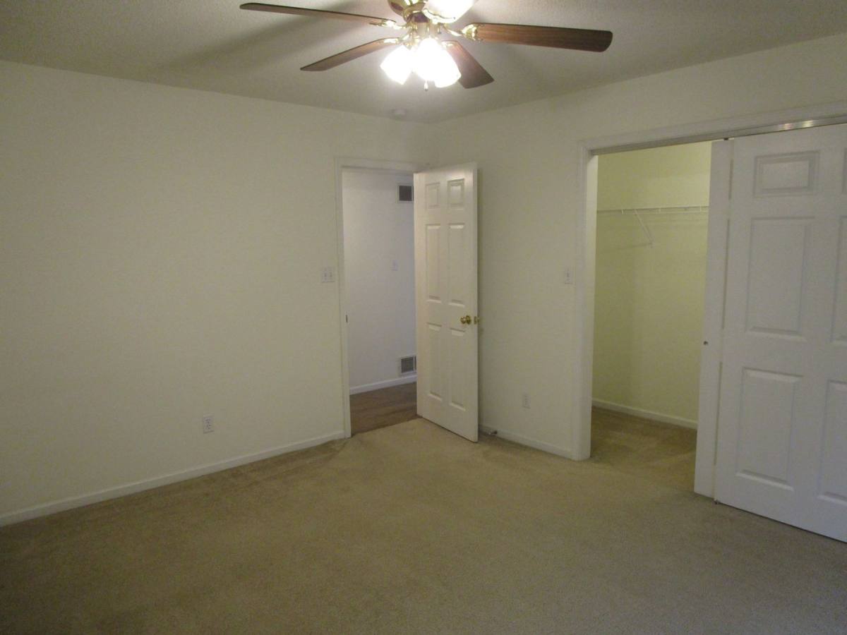 Apartment for rent at 5000-5002 Carrie Ridge Dr, Columbia, MO 65203