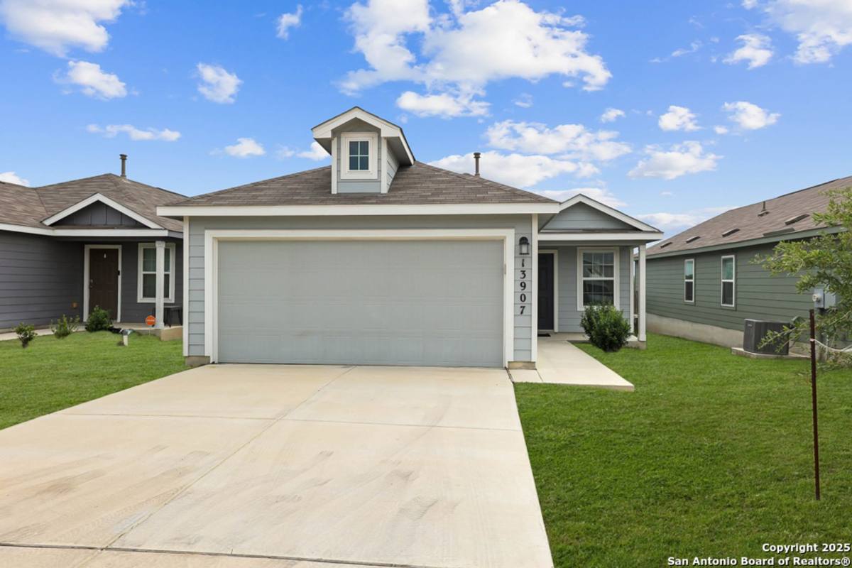 House for rent at 13907 Silos Meadows, San Antonio, TX 78252