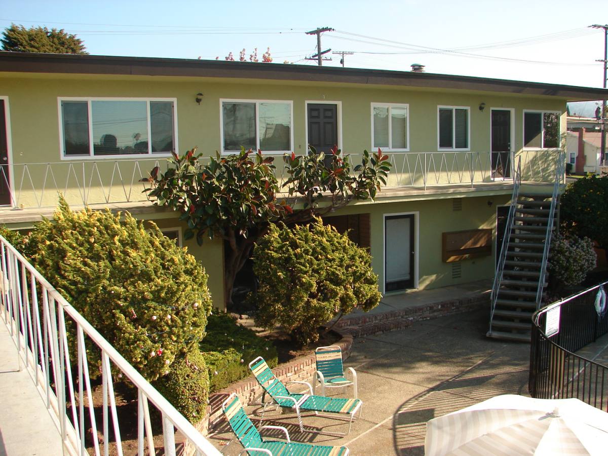 Apartment for rent at 911 Lexington Ave, El Cerrito, CA 94530
