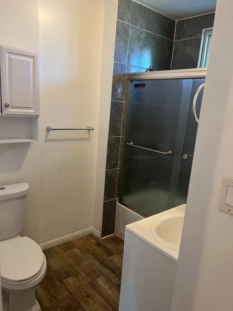 Apartment for rent at 1118 N Norman Court, Long Beach, CA 90813