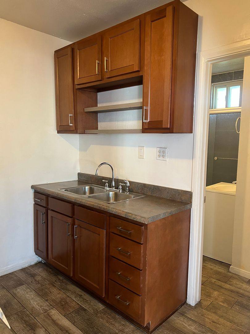 Apartment for rent at 1118 N Norman Court, Long Beach, CA 90813