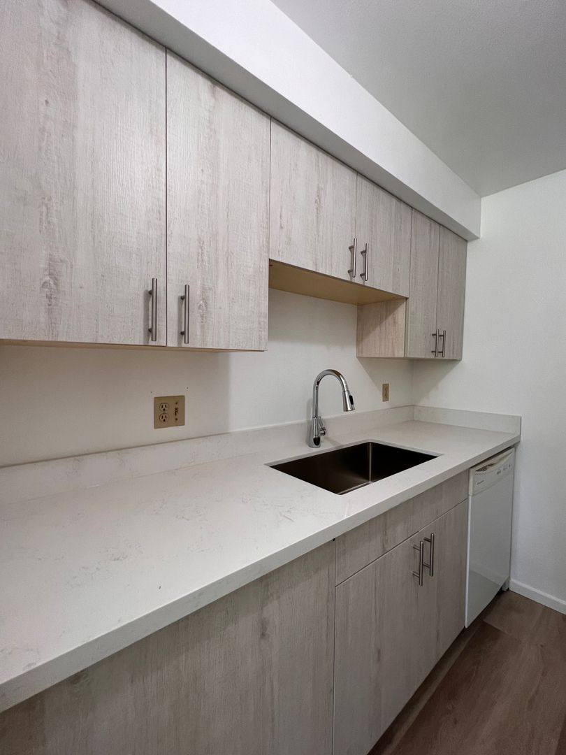 Apartment for rent at 10522 Lake City Way NE, Seattle, WA 98125