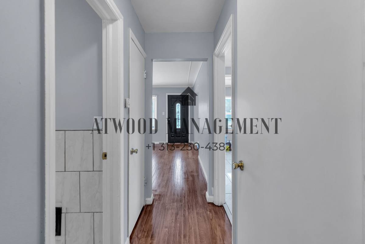 House for rent at 9973 Winthrop St, Detroit, MI 48227