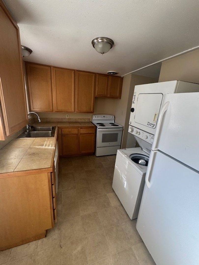 Apartment for rent at 1809 Emery, Longmont, CO 80501