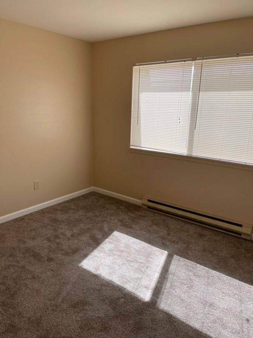 Apartment for rent at 2 Mumford Place, Longmont, CO 80501