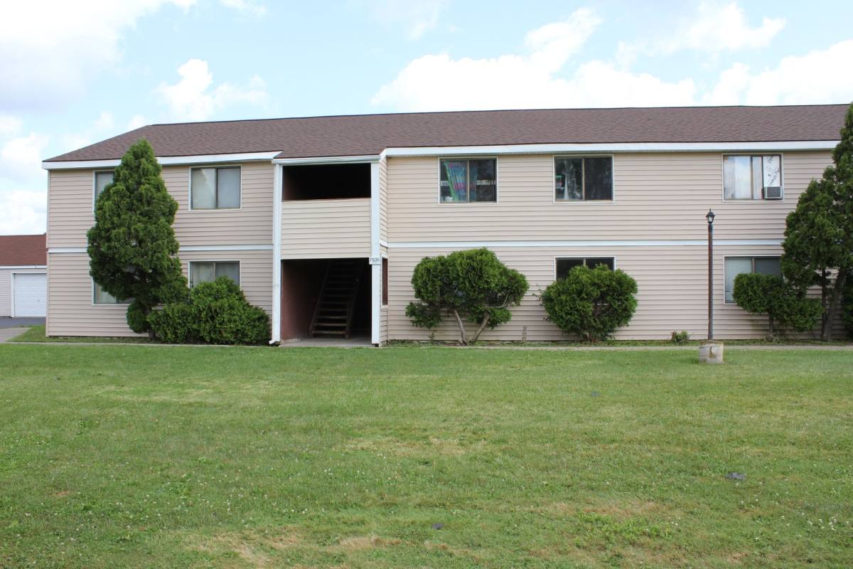 Apartment for rent at 108 Century Rd, Bridgeport, NY 13030