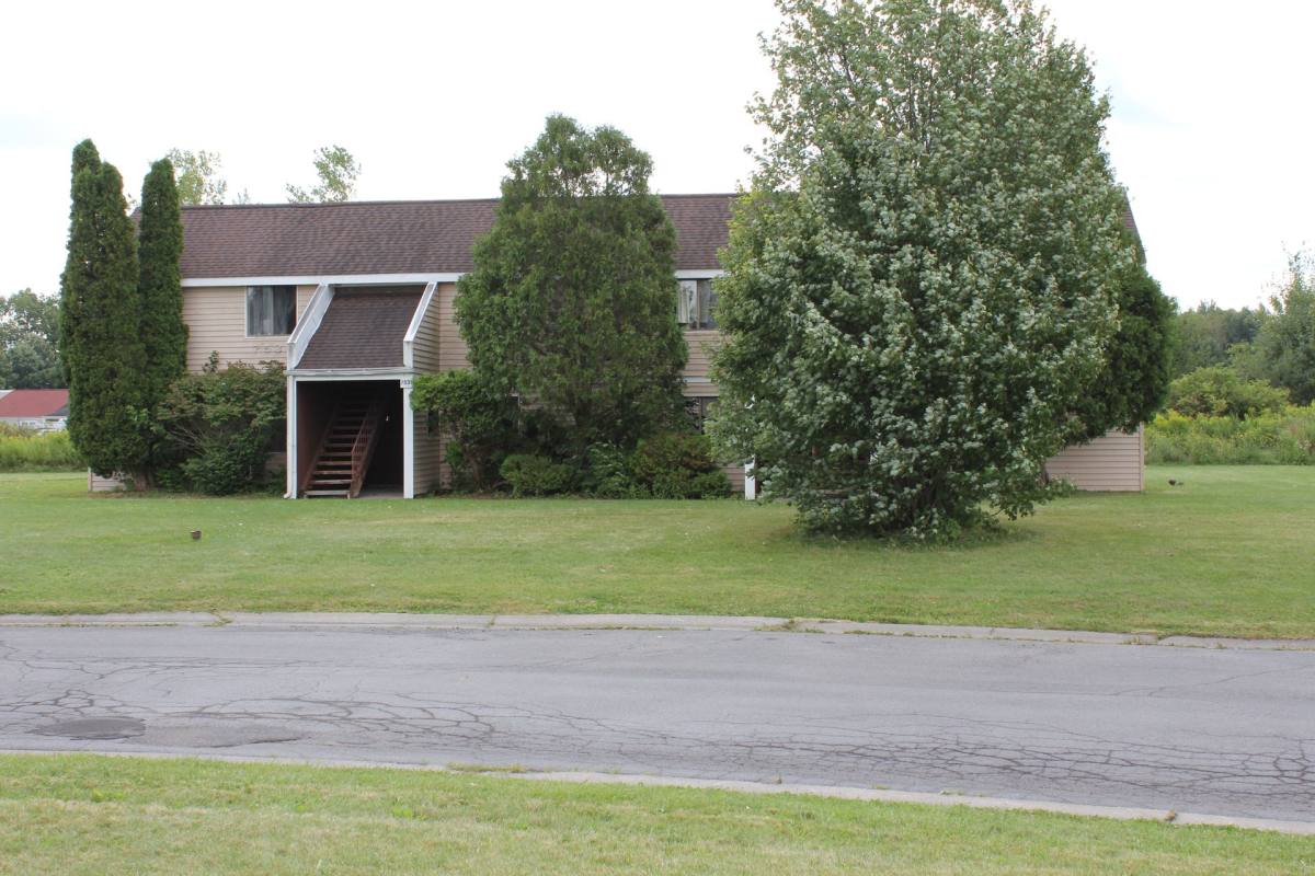 Apartment for rent at 108 Century Rd, Bridgeport, NY 13030
