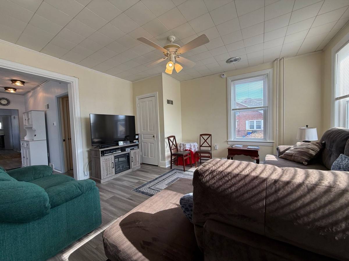 Apartment for rent at 400 Maple St, Manchester, PA 17345