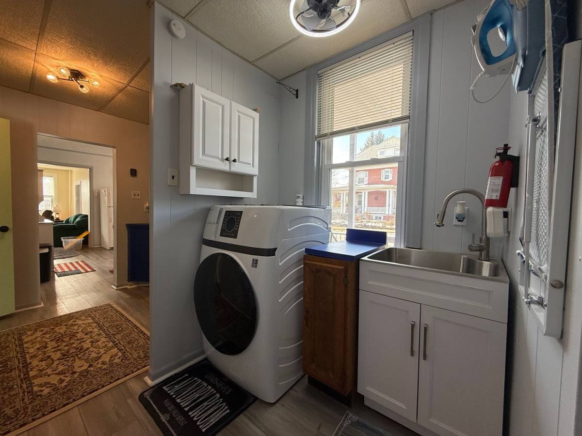 Apartment for rent at 400 Maple St, Manchester, PA 17345