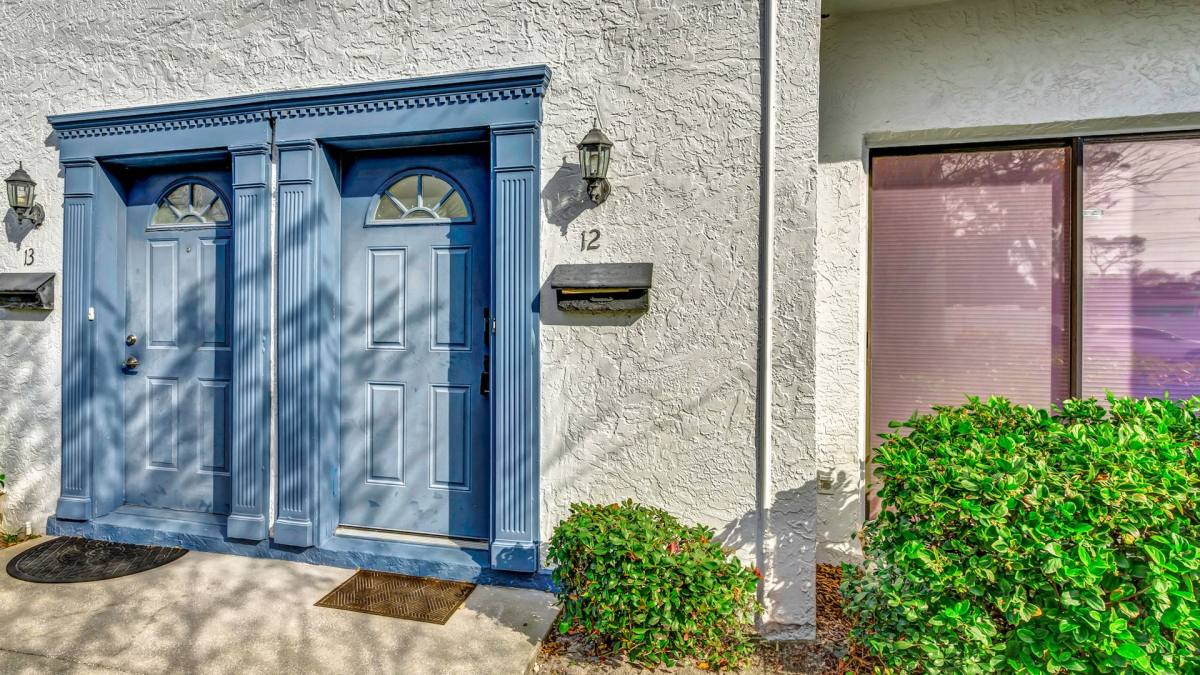 Townhouse for rent at 8800 Bardmoor Blvd, Seminole, FL 33777