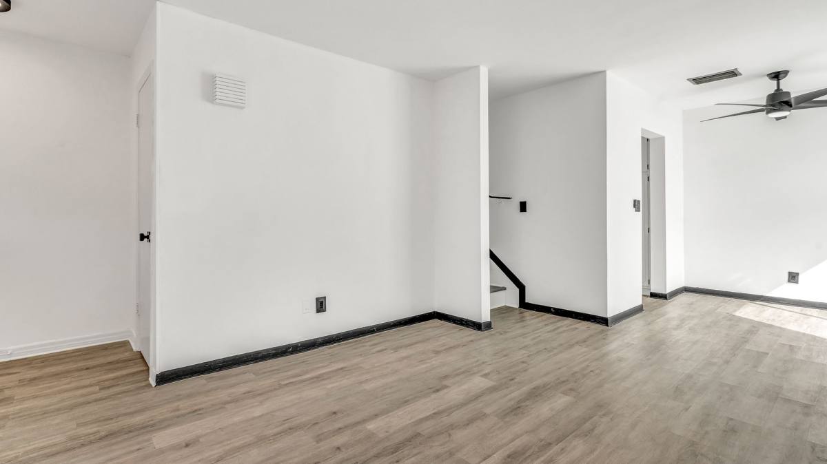 Townhouse for rent at 8800 Bardmoor Blvd, Seminole, FL 33777