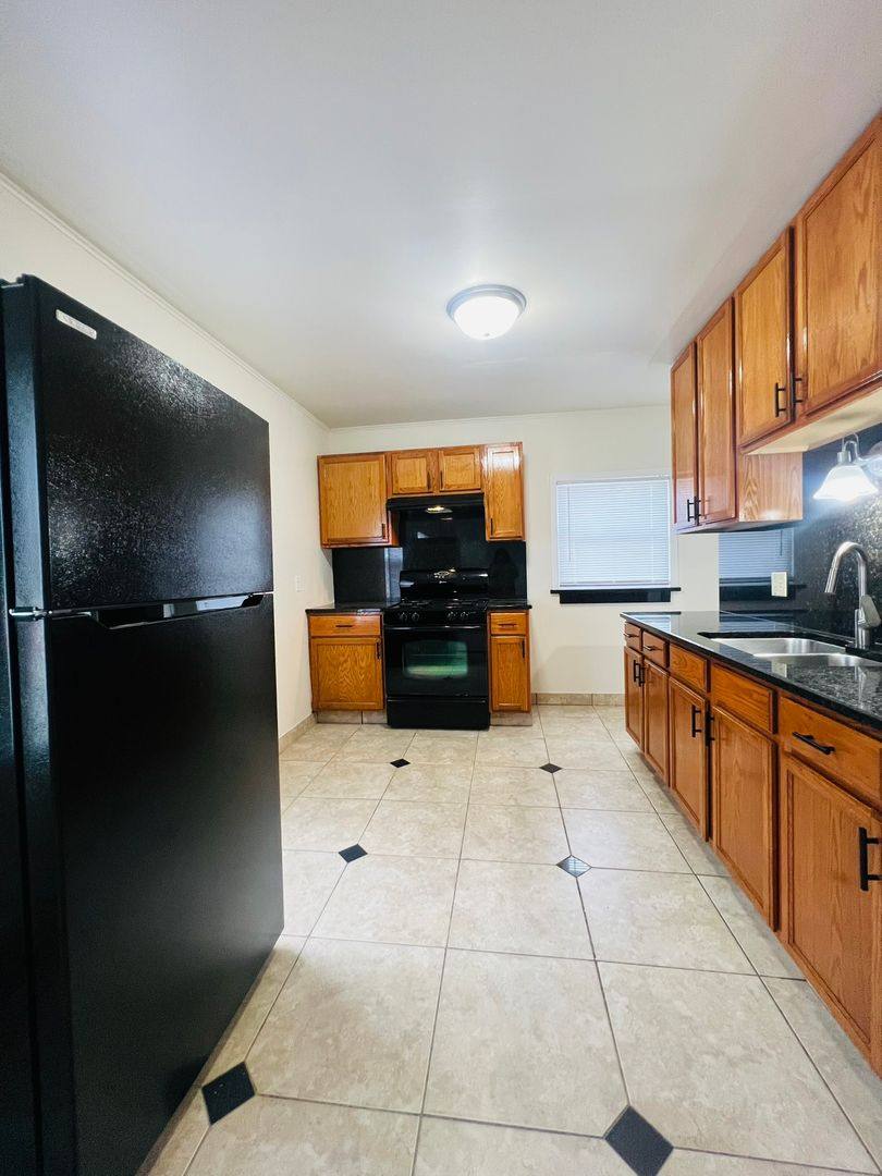 Apartment for rent at 2708 48th St, Kenosha, WI 53140