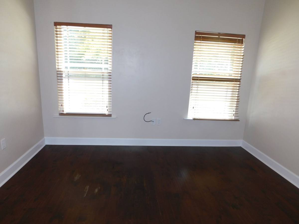 Townhouse for rent at 5156 NW 21st Dr, Gainesville, FL 32605