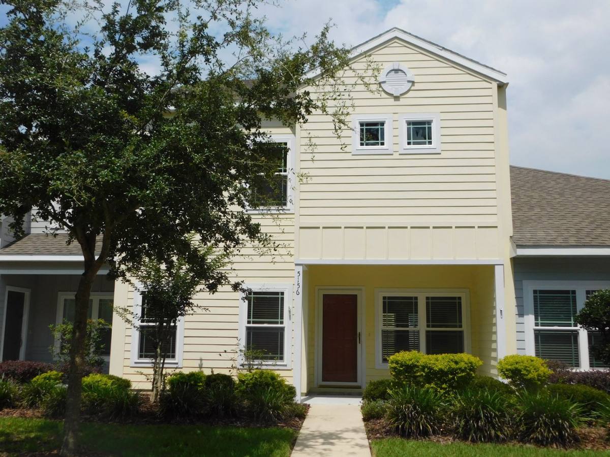 Townhouse for rent at 5156 NW 21st Dr, Gainesville, FL 32605
