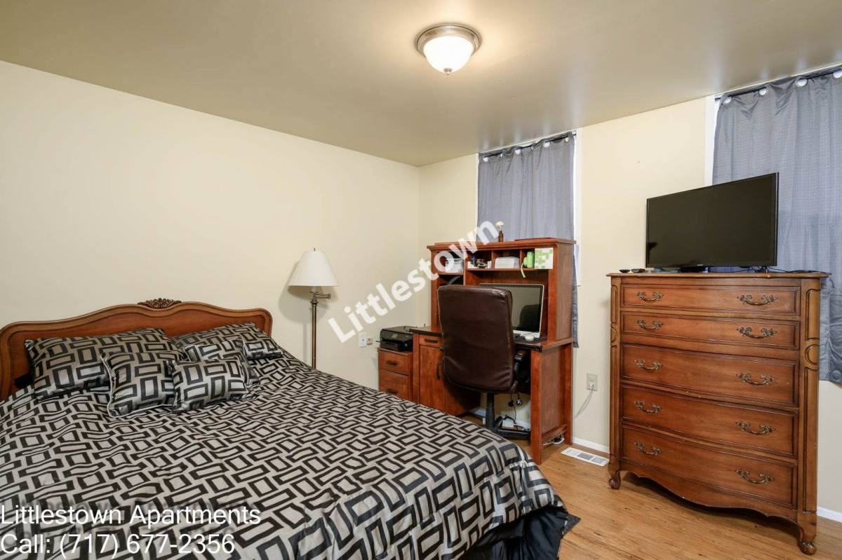 Apartment for rent at 110-164 Roberta Jean Ave, Littlestown, PA 17340