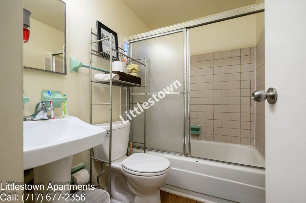 Apartment for rent at 110-164 Roberta Jean Ave, Littlestown, PA 17340