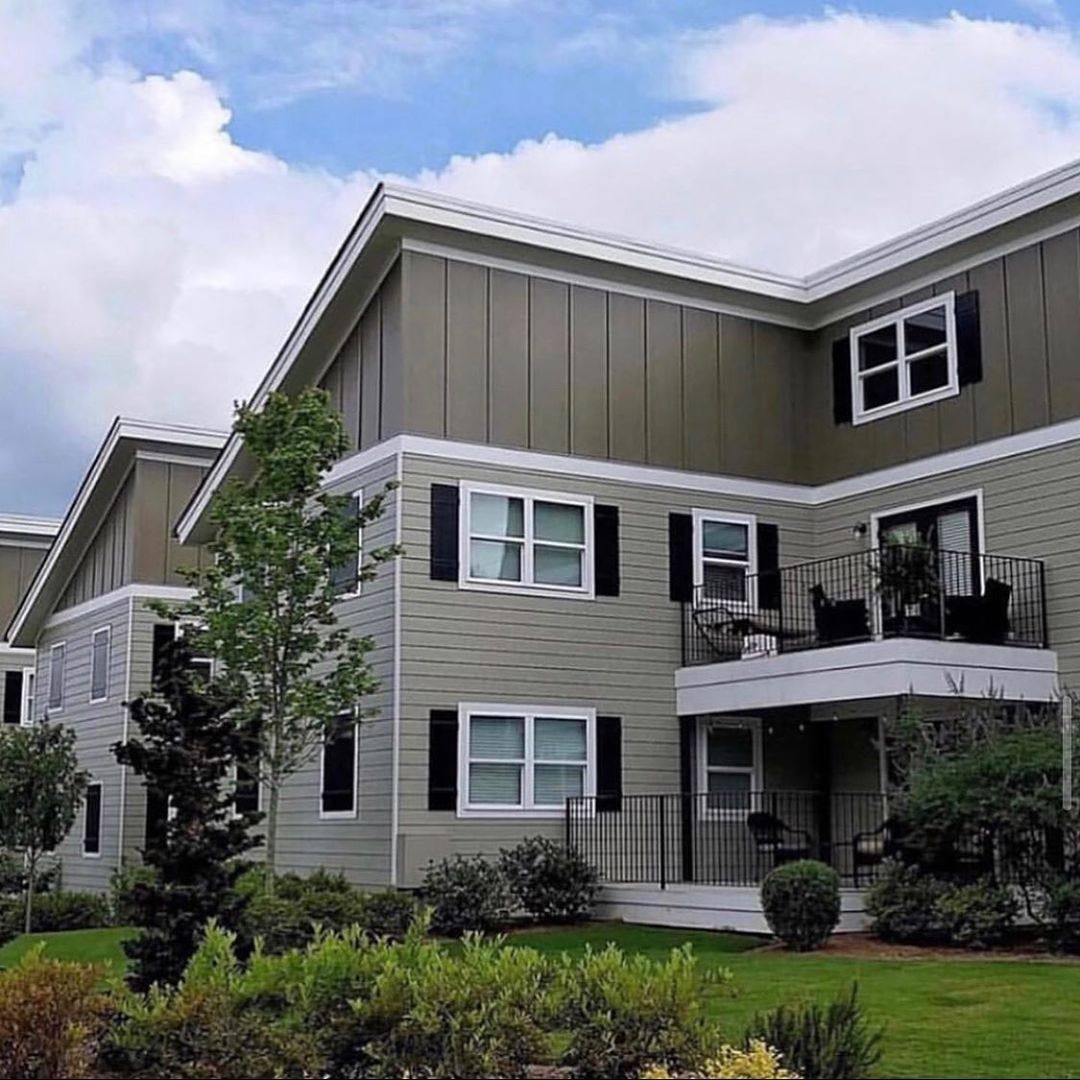 Apartment for rent at 535 Forrest Ave, Gainesville, GA 30501