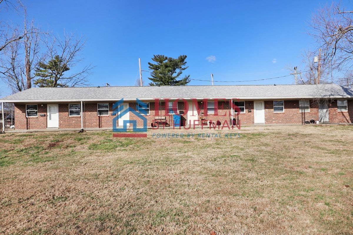 Apartment for rent at 103 E Strain St, Fort Branch, IN 47648
