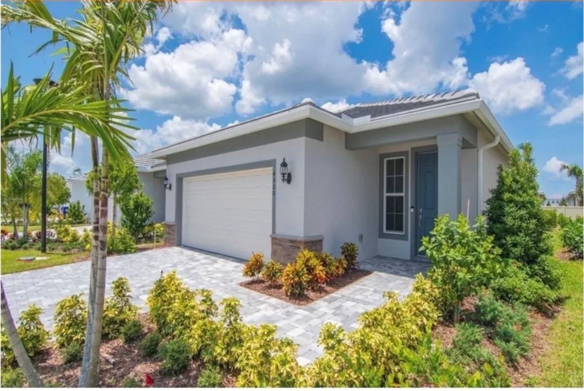 House for rent at 4520 Jolly Roger Manor, Vero Beach, FL 32967