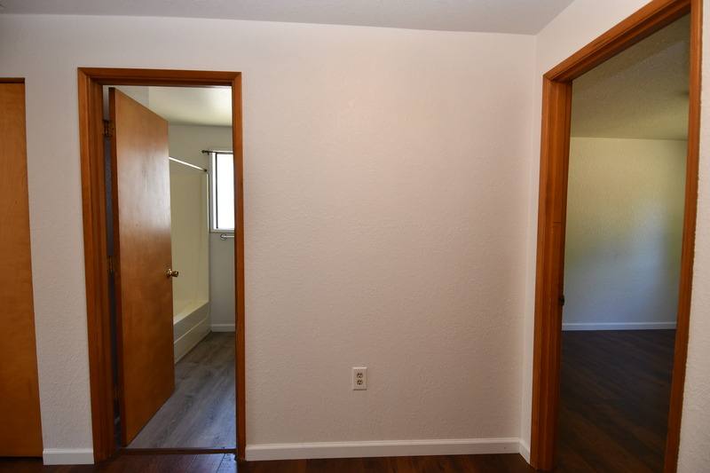 House for rent at 936 SE Sharon Ave, Roseburg, OR 97470