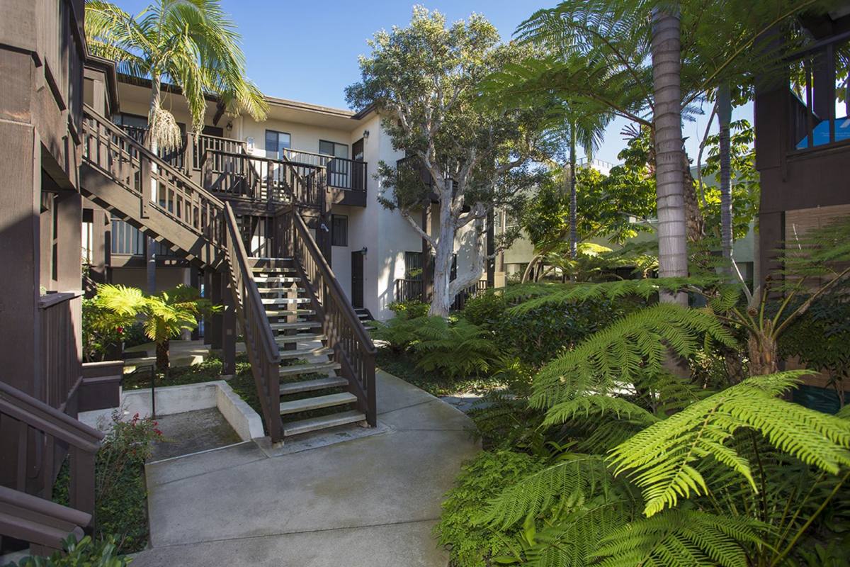 Apartment for rent at 7601 Eads Ave, La Jolla, CA 92037