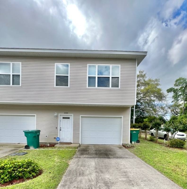 Townhouse for rent at 2100 Pomegranate Court, Fort Walton Beach, FL 32547