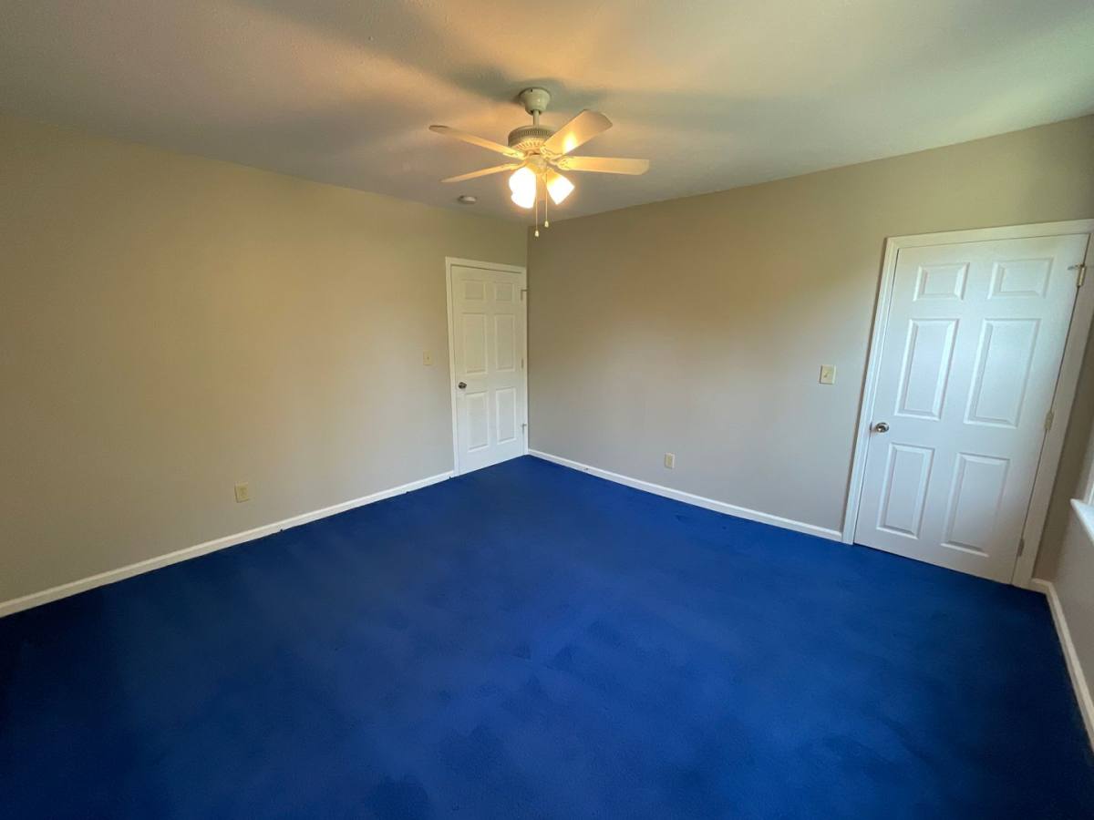 Apartment for rent at 3449 Erin Ave, Cleveland, OH 44113
