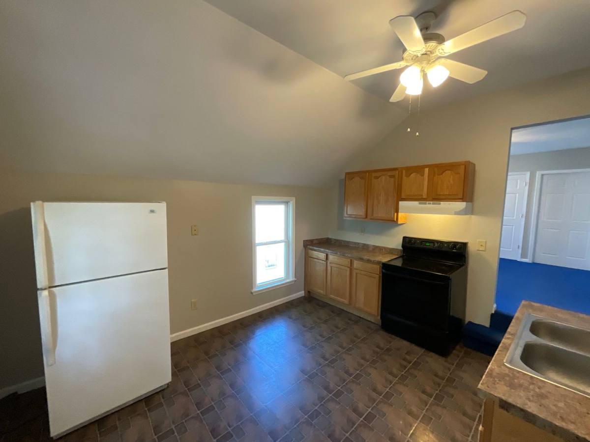 Apartment for rent at 3449 Erin Ave, Cleveland, OH 44113