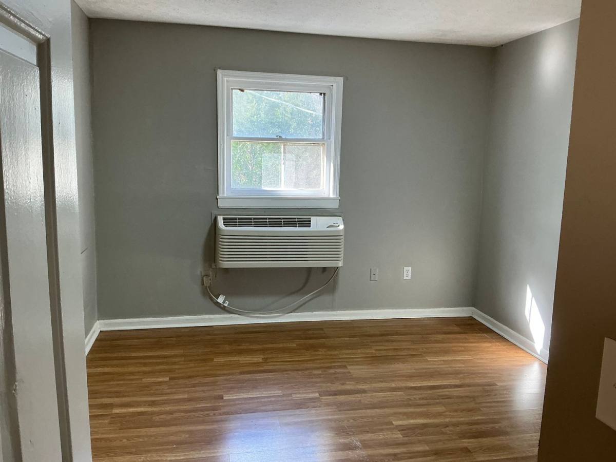 Apartment for rent at 440 Country Lane Dr, Greenville, KY 42345