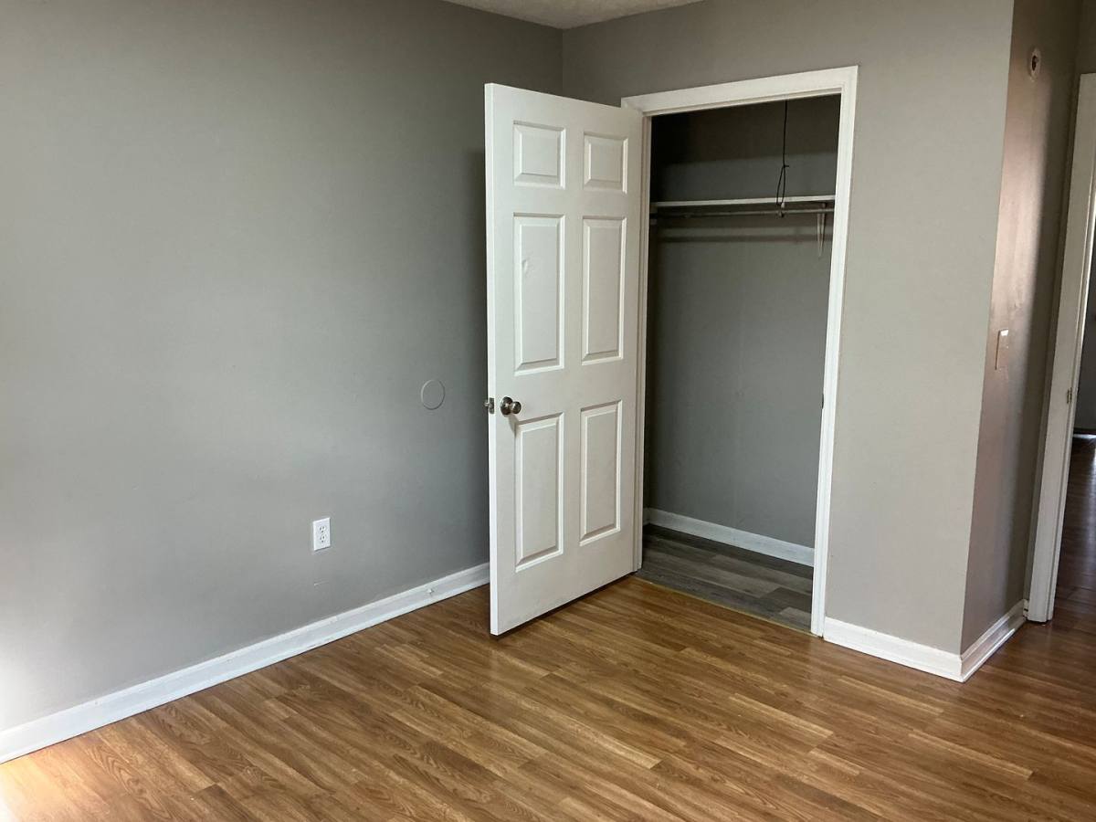 Apartment for rent at 440 Country Lane Dr, Greenville, KY 42345