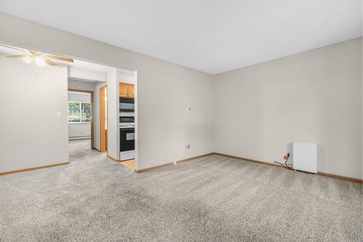 Apartment for rent at 2371-2393 Graham Rd, Stow, OH 44224