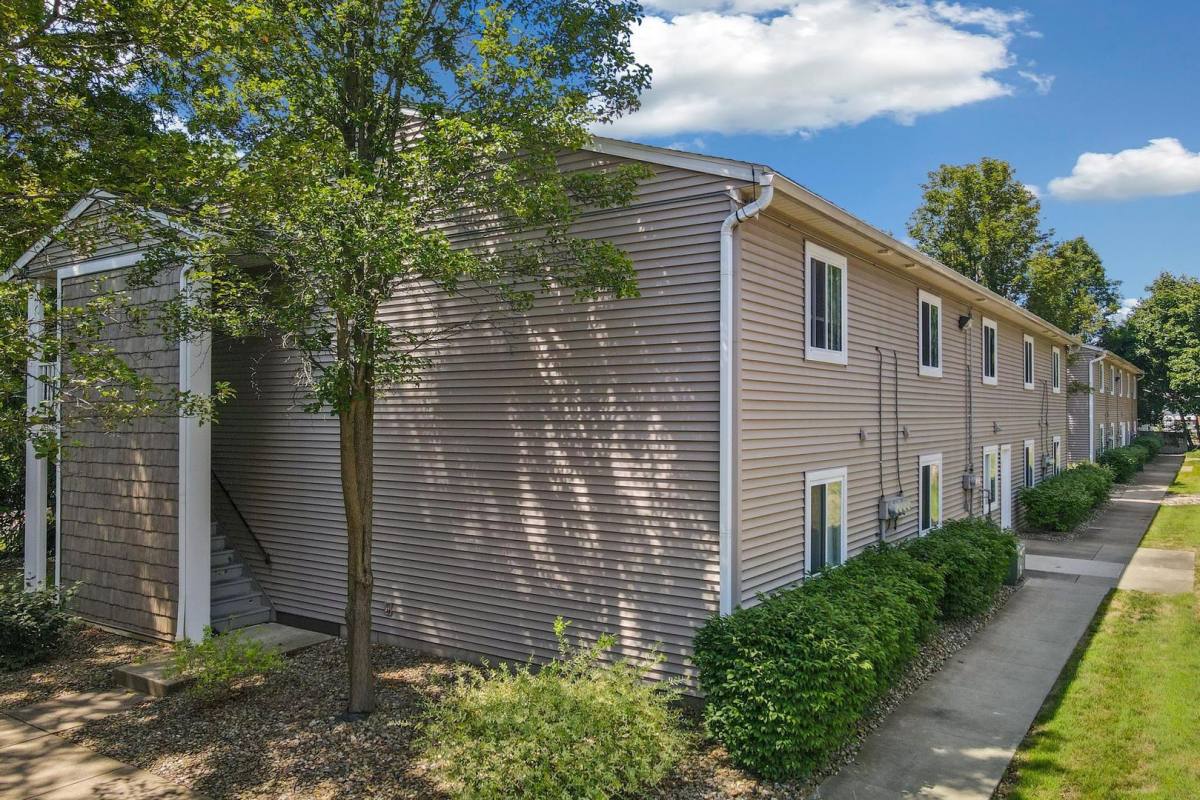 Apartment for rent at 2371-2393 Graham Rd, Stow, OH 44224