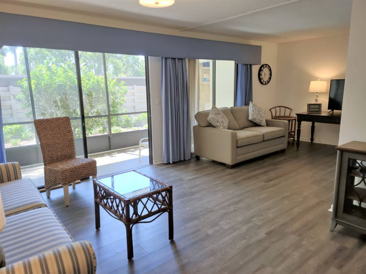 Apartment for rent at 650 Bird Bay Dr E, Venice, FL 34285