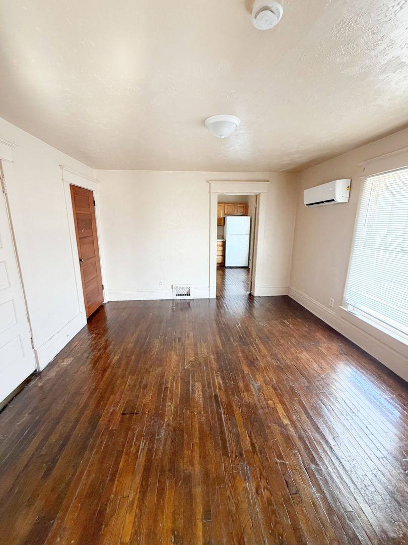 Apartment for rent at 1501 University Ave, Des Moines, IA 50314