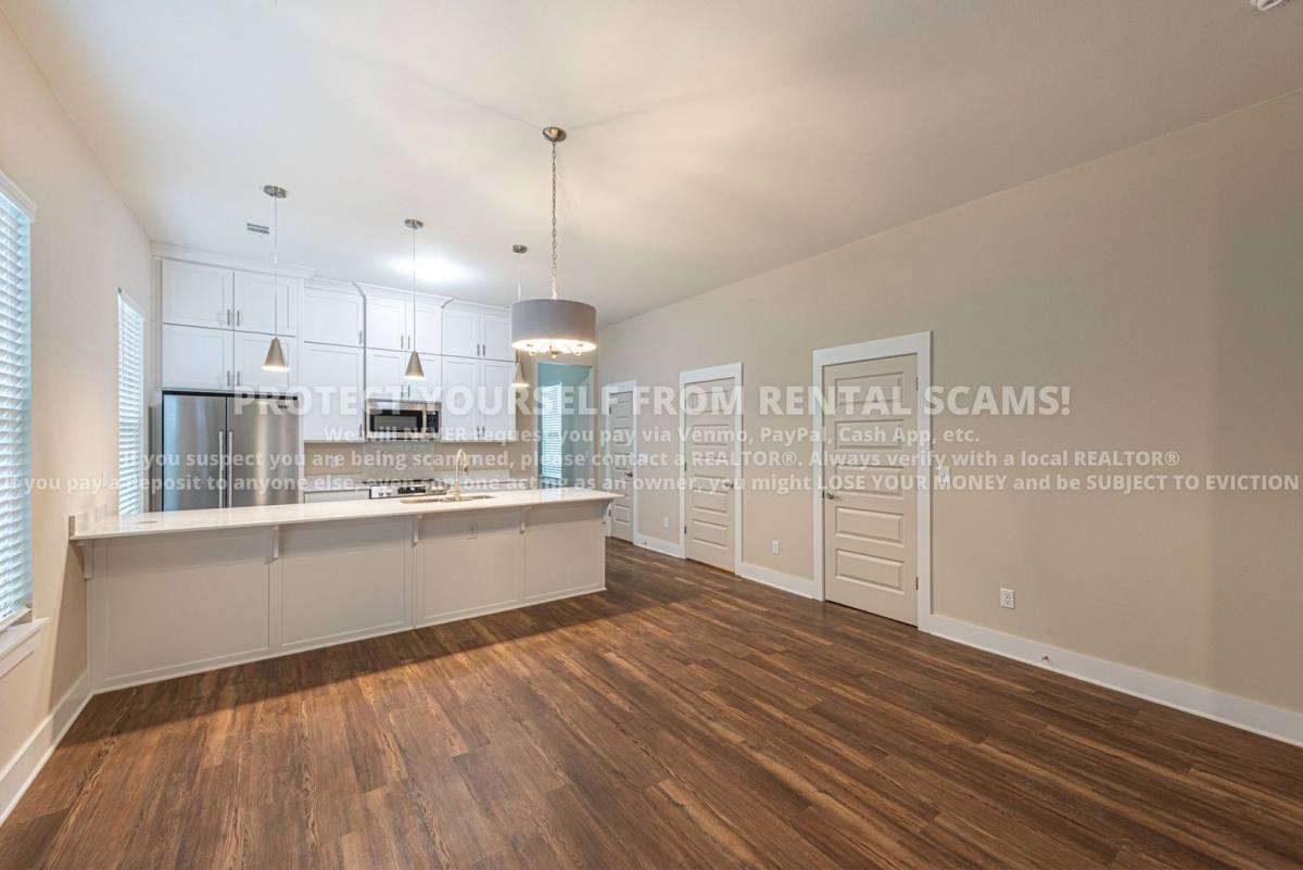House for rent at 874 S Hill Ave, Fayetteville, AR 72701