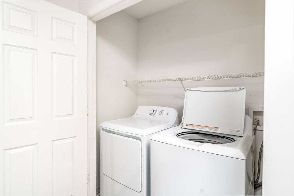 Apartment for rent at 1919 Spring Garden St, Greensboro, NC 27403